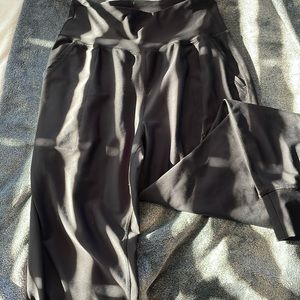 Women’s joggers